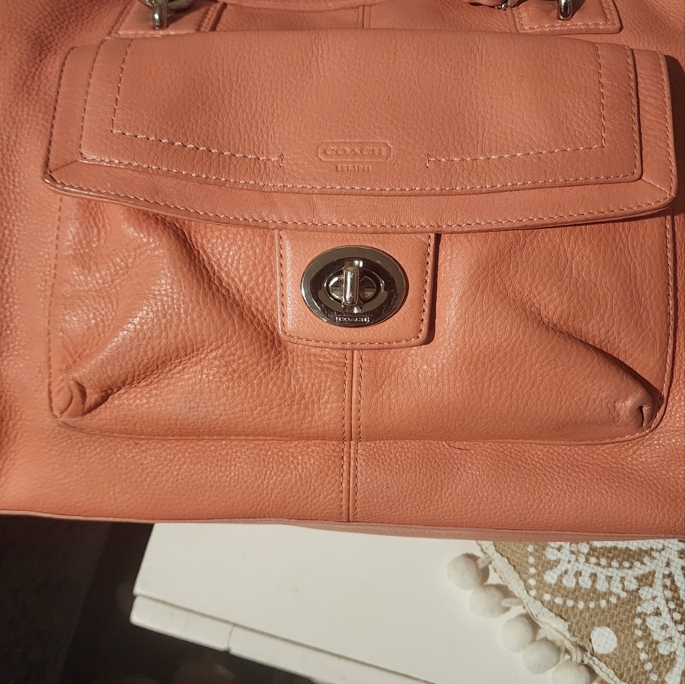 Coach Vintage Penelope Coral Peach Orange Leather Tote Bag - Picture 12 of 16
